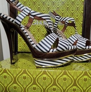 Gianni Bini 5 inch platforms